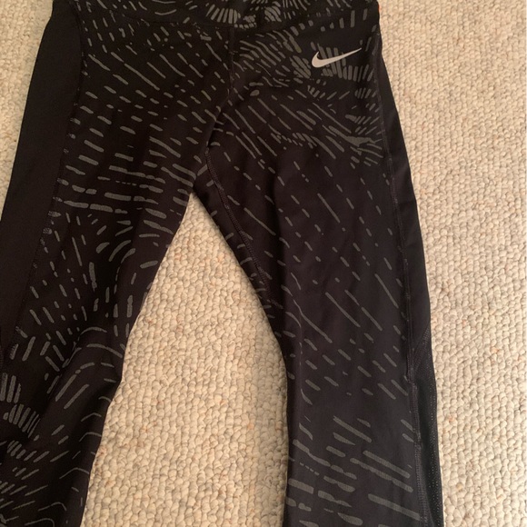 Nike running leggings size M, 3 pair!!! - Picture 13 of 15